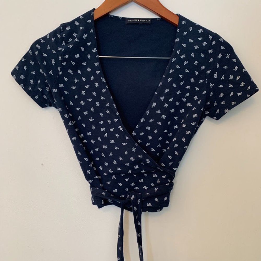 Brandy Melville wrap top